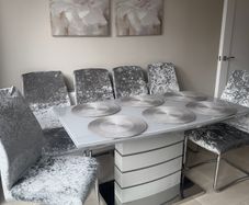 dinning table