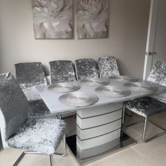 dinning table