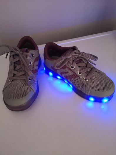 Geox shoes - girls - size 28