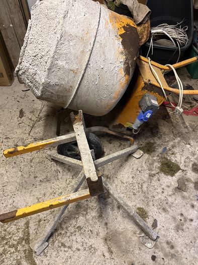 cement mixer
