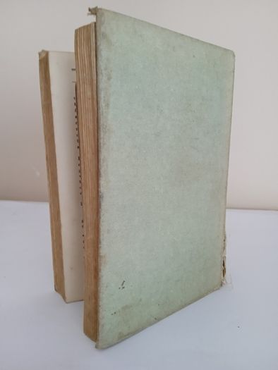 The Walk of a Queen by A. M. P. Smithson (PT238)