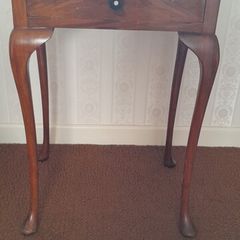 Traditional Mahogany Occasional Table