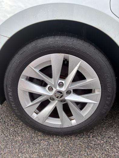 Original 17inch Skoda Alloys