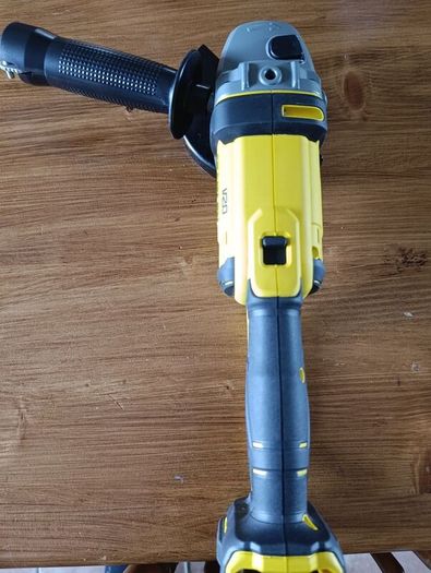 Stanley Fatmax v20 Angle Grinder