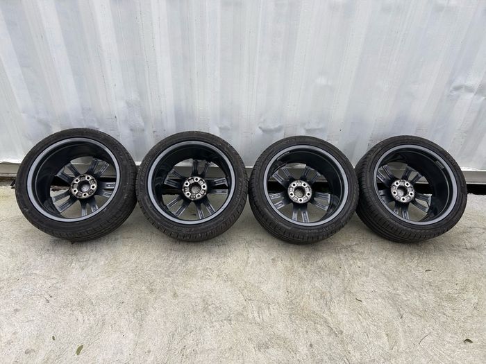 Genuine Audi S4/A4 Trapezoid 18" Alloy Wheels