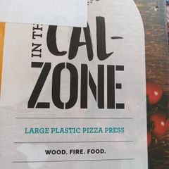 calzone plastic pizza press