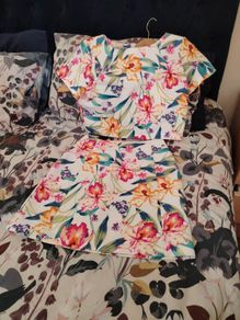 beautiful new Miss Selfridge matching top and mini skirt