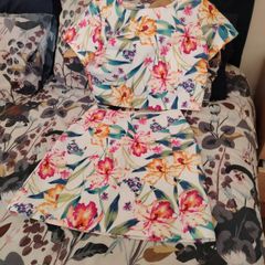 beautiful new Miss Selfridge matching top and mini skirt