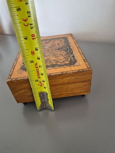 Vintage  Wooden Musical Jewellery Trinket Box