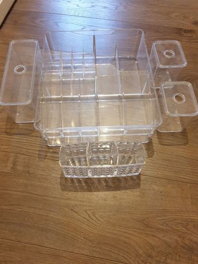 Cosmetic clear storage