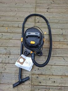Titan wet/dry vacuum