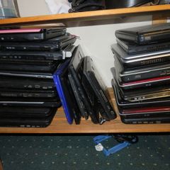48 Laptops, for parts / repair ONLY