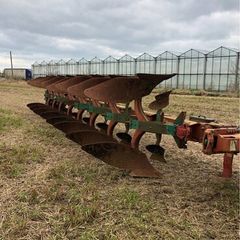 Plough 8 furrow