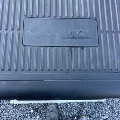 Portable freezer box