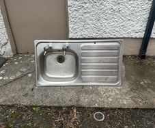 Stainless Steel Sink 950MM X 508MM w/ Hot & Cold Tap