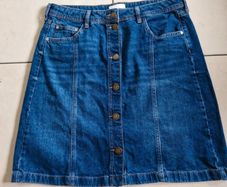 Immaculate condition river island knee length skirt