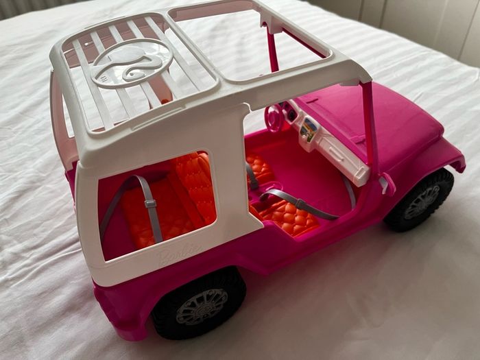 Barbie Jeep