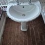 bathroom suite Image 3