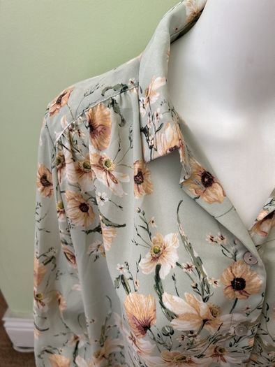H&M flower blouse