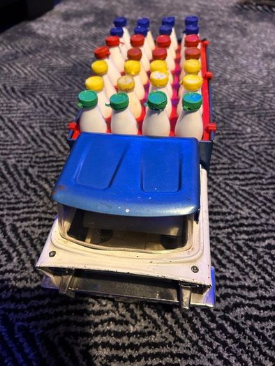 Vintage tri-ang milk truck