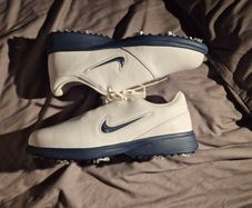 Nike Tour Victory 4