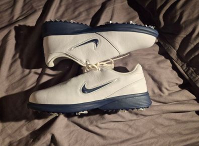 Nike Tour Victory 4