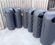 Free outdoor bins to take away