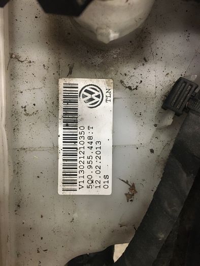 2013-2018 seat leon windsceen washer tank