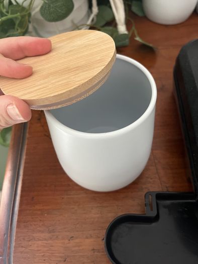 ceramic containers