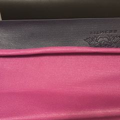 4 yoga mats