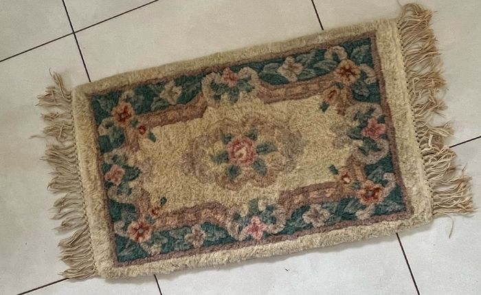 wool rug