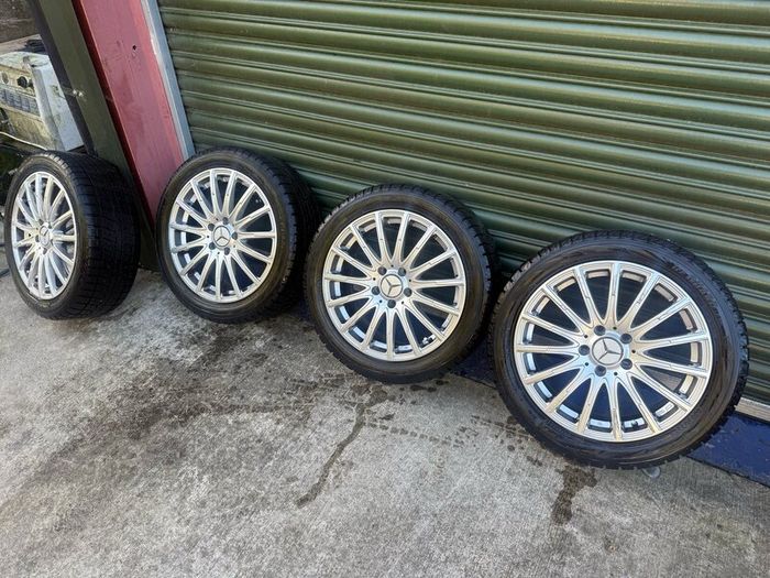 Mercedes 17 alloys brand new tires