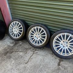 Mercedes 17 alloys brand new tires