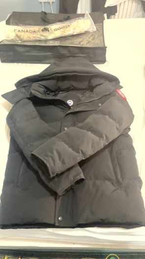 Canada goose wyndham parka