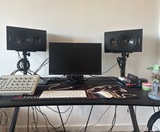 Adam Audio T7V Active Studio Monitor Pair + Desk Stands