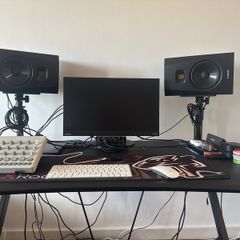 Adam Audio T7V Active Studio Monitor Pair + Desk Stands