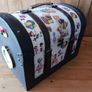 Hand decorated toy chest Image 4