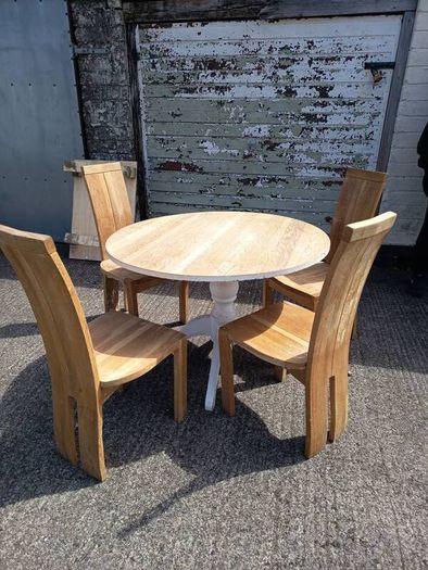 Solid Mahogany Table and 4 chairs