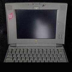 4 vintage collectable apple laptops