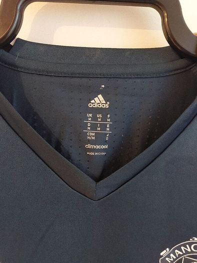 manchester united jersey
