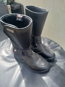 Akito Viper Motorcycling Boots
