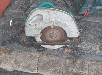 Makita circular saw