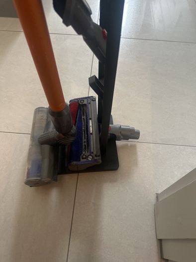 dyson v8 absolute