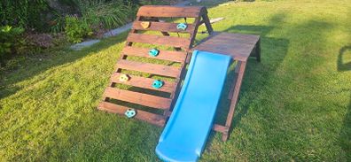 Outdoor play centre