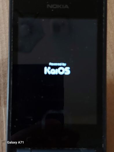 NOKIA KaiOS Flip Phone, Model Nokia 2027 Flip, 4GB, KaiOS 2.5.2 in excellent condition