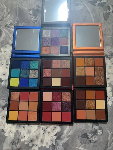 Huda beauty obsession eye shadow palette
