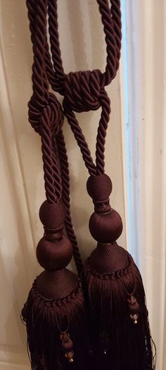 Tiebacks  wine colour