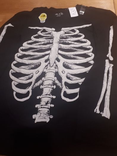 Halloween xl  age 14 glow in dark top