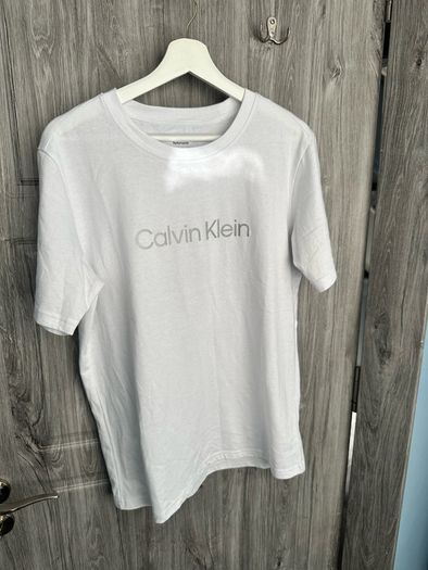 Calvin Klein Top - Small