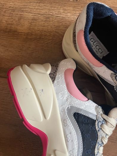 Gucci sneakers